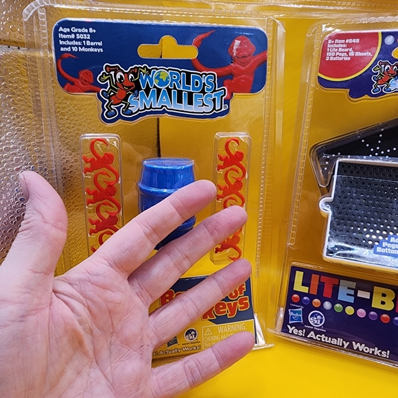 5 World's Smallest Miniature Toy Lot Lite Brite UNO Barrel Monkeys Kerplunk - Picture 2 of 7